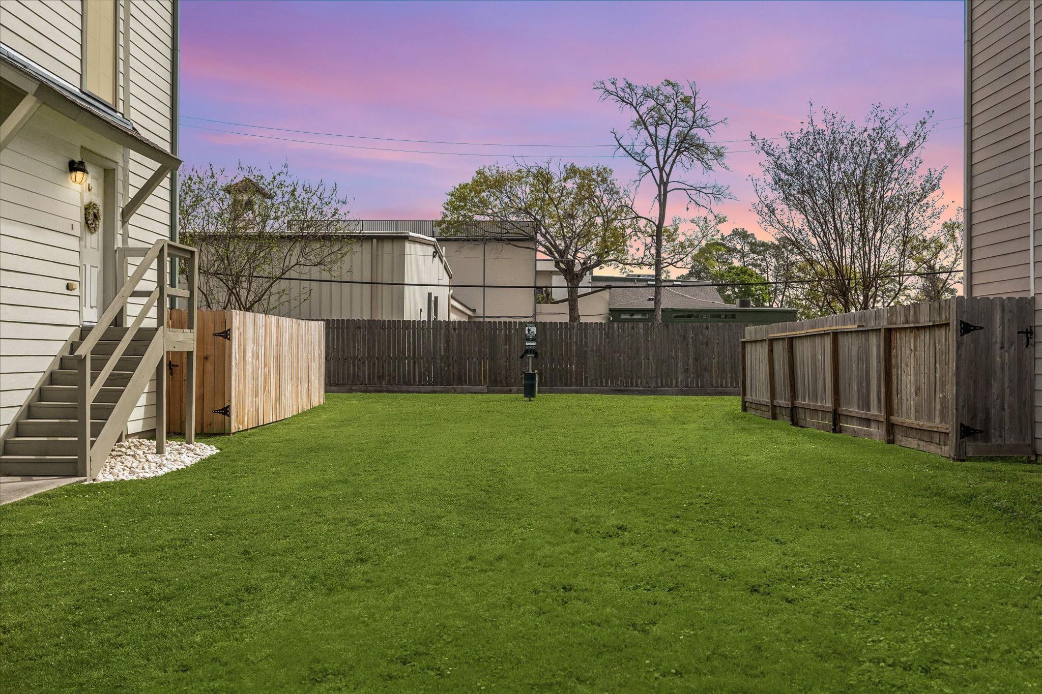 836 Garden Oaks Terrace
