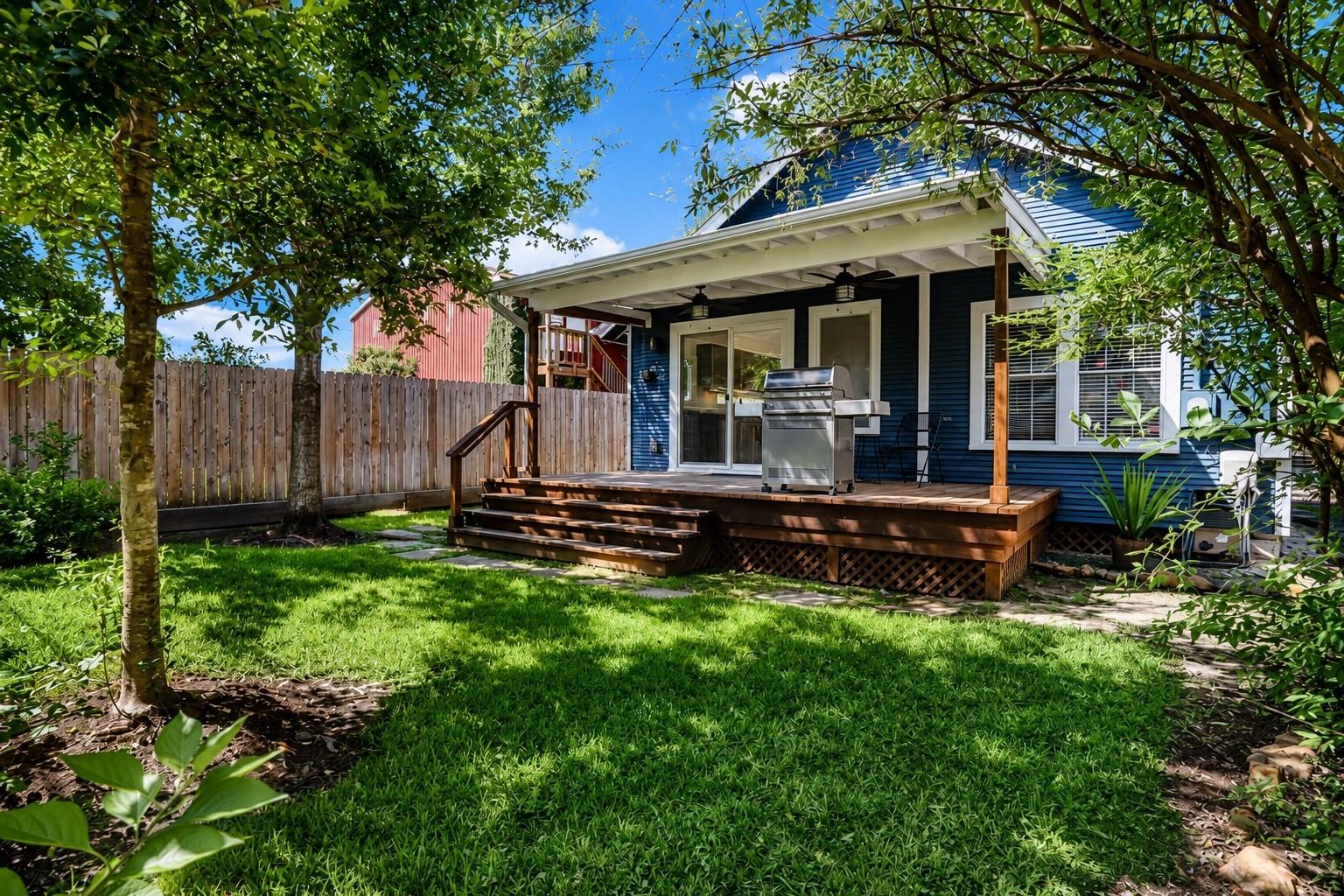 206 Aurora Street