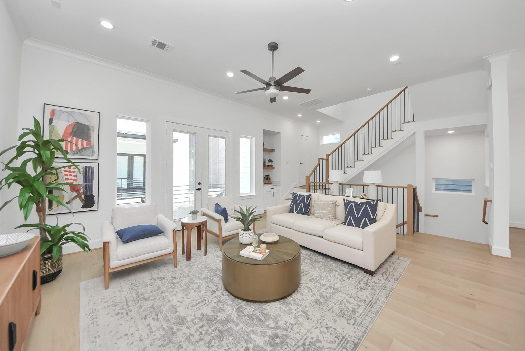 925 Fisher Street Unit: E