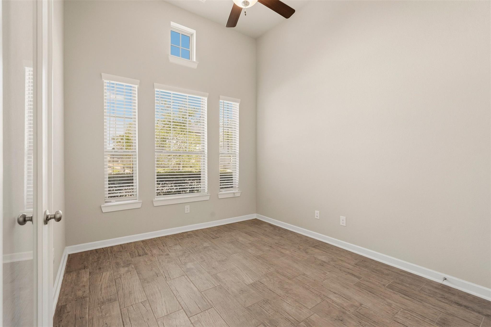 1227 Carswell Grove Drive