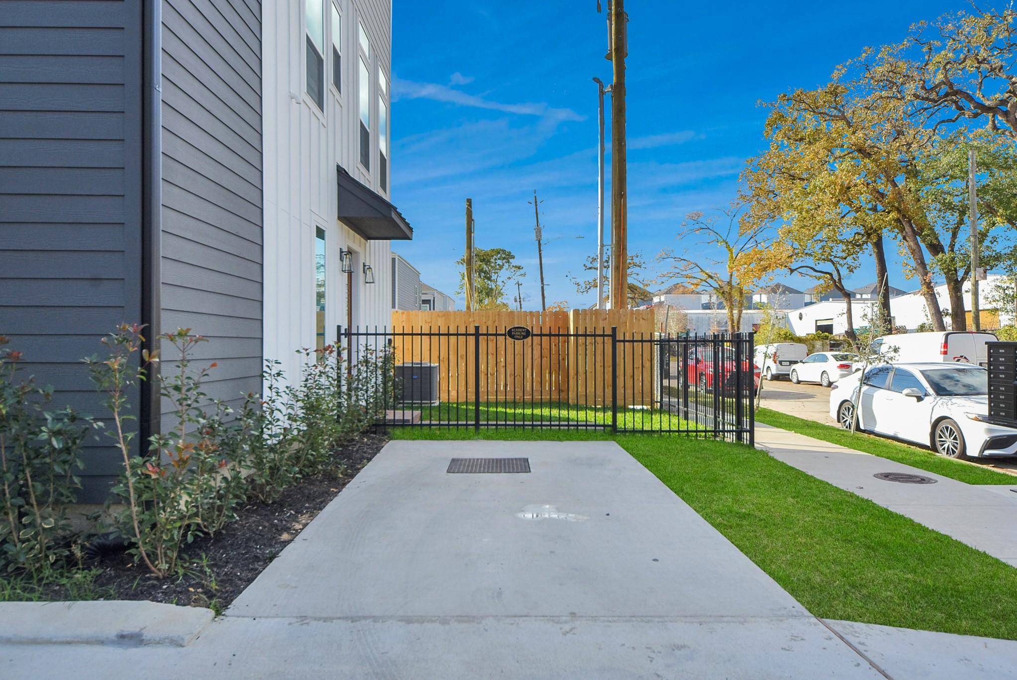 929 Fisher Street # F