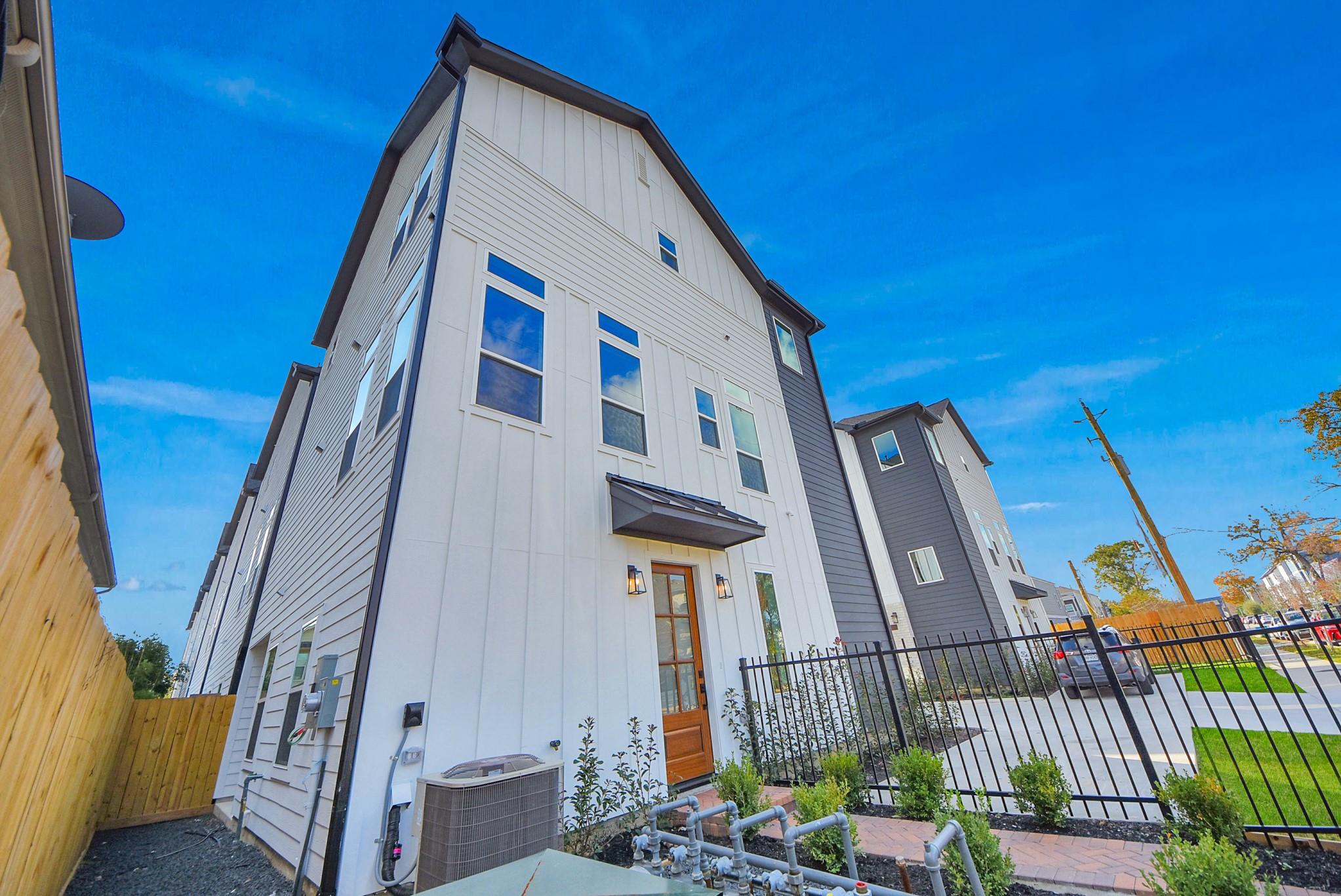 929 Fisher Street # F