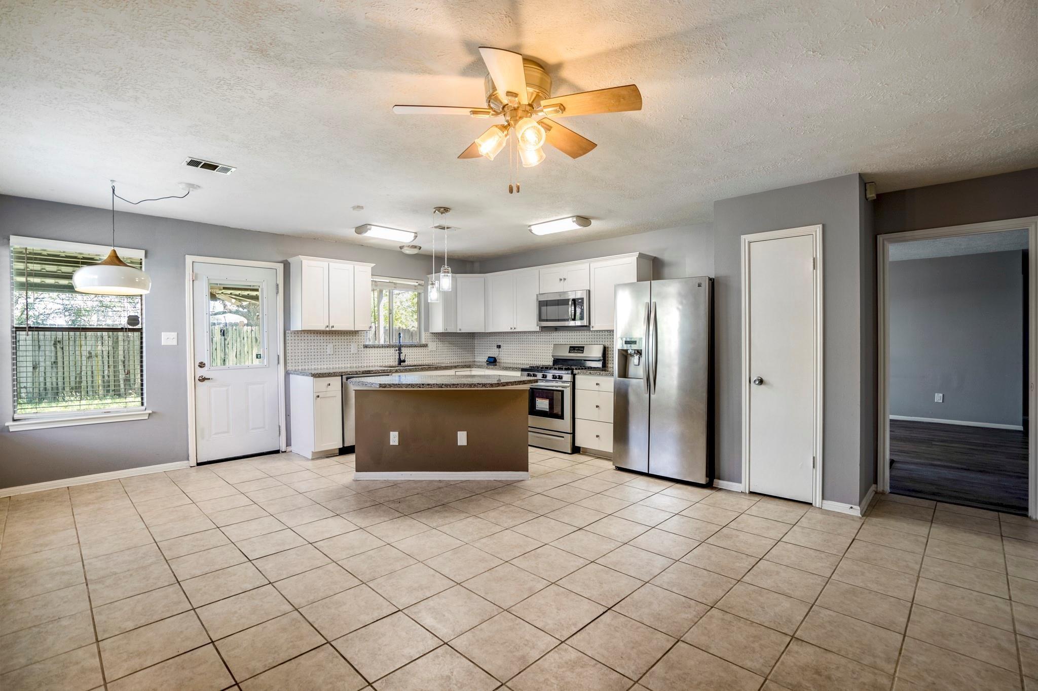 5211 Roserock Lane