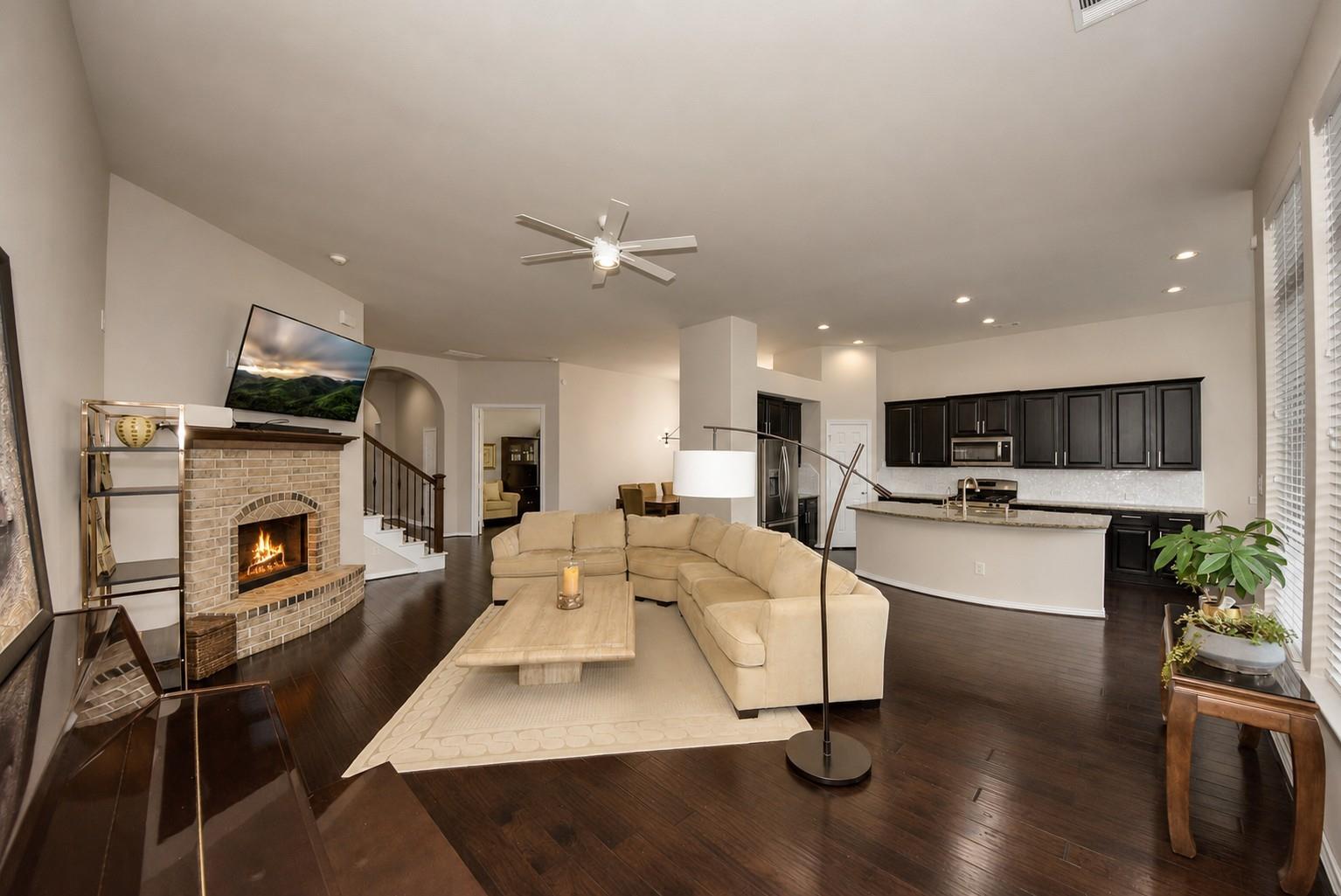 8131 Black Percher Street