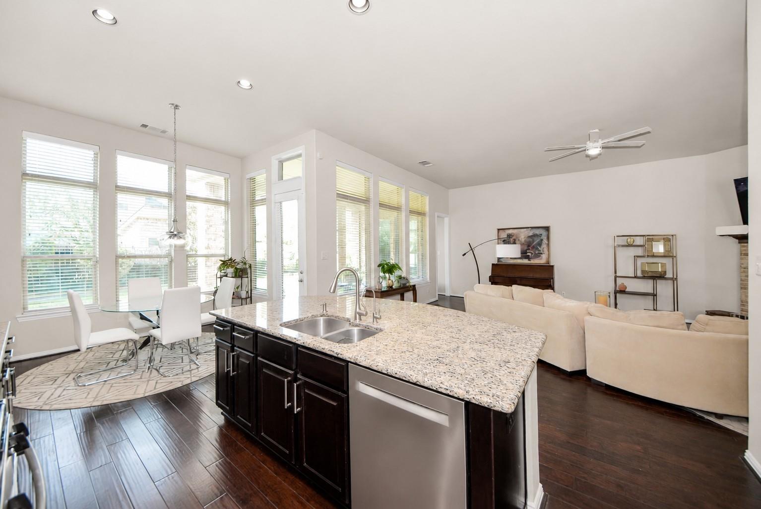 8131 Black Percher Street
