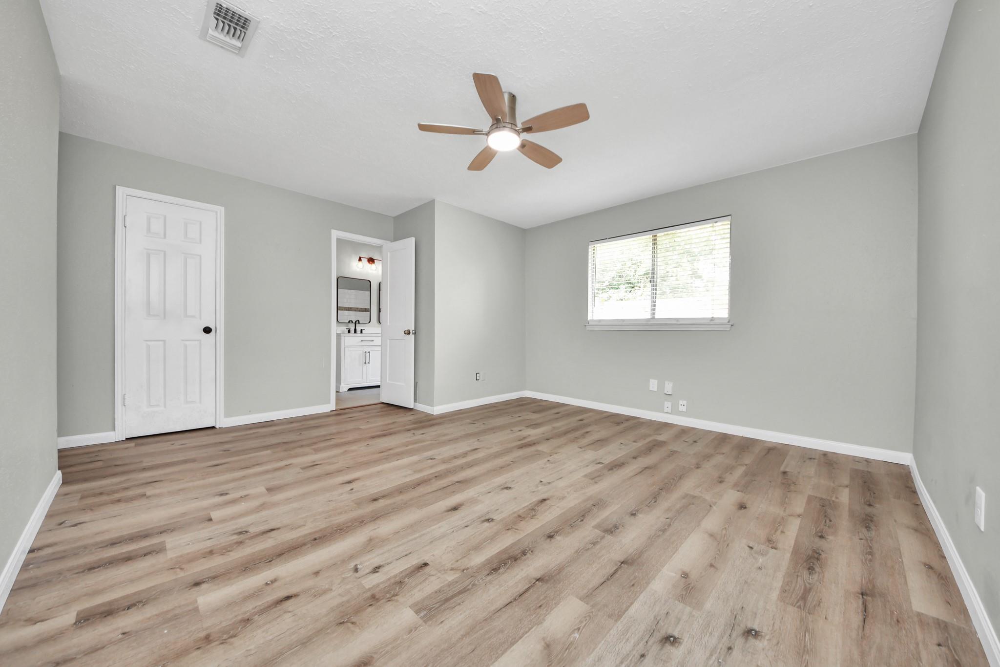 22303 Acorn Chase Drive