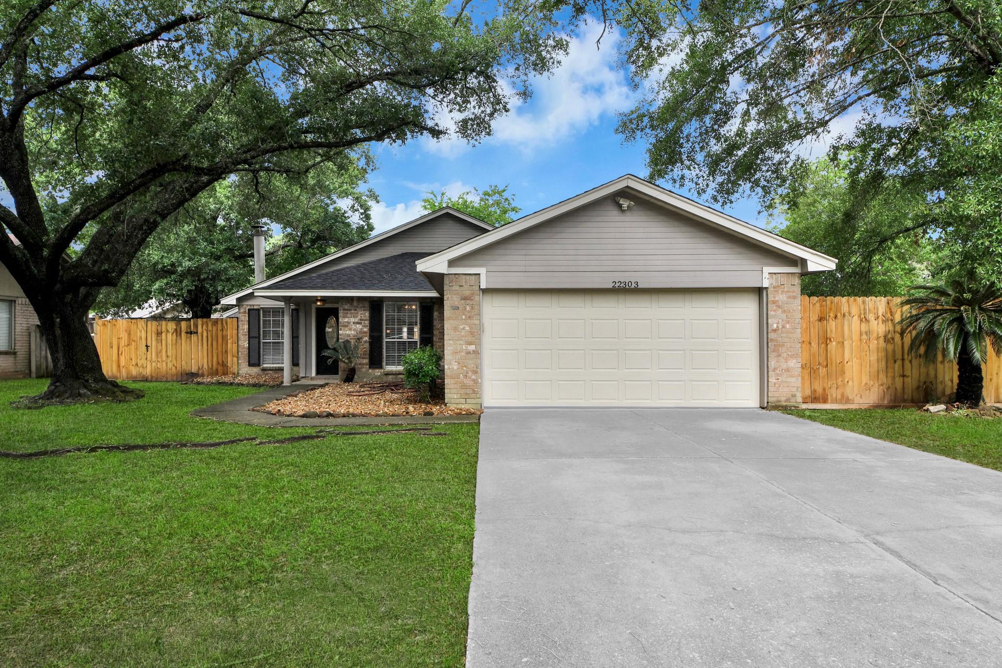 22303 Acorn Chase Drive