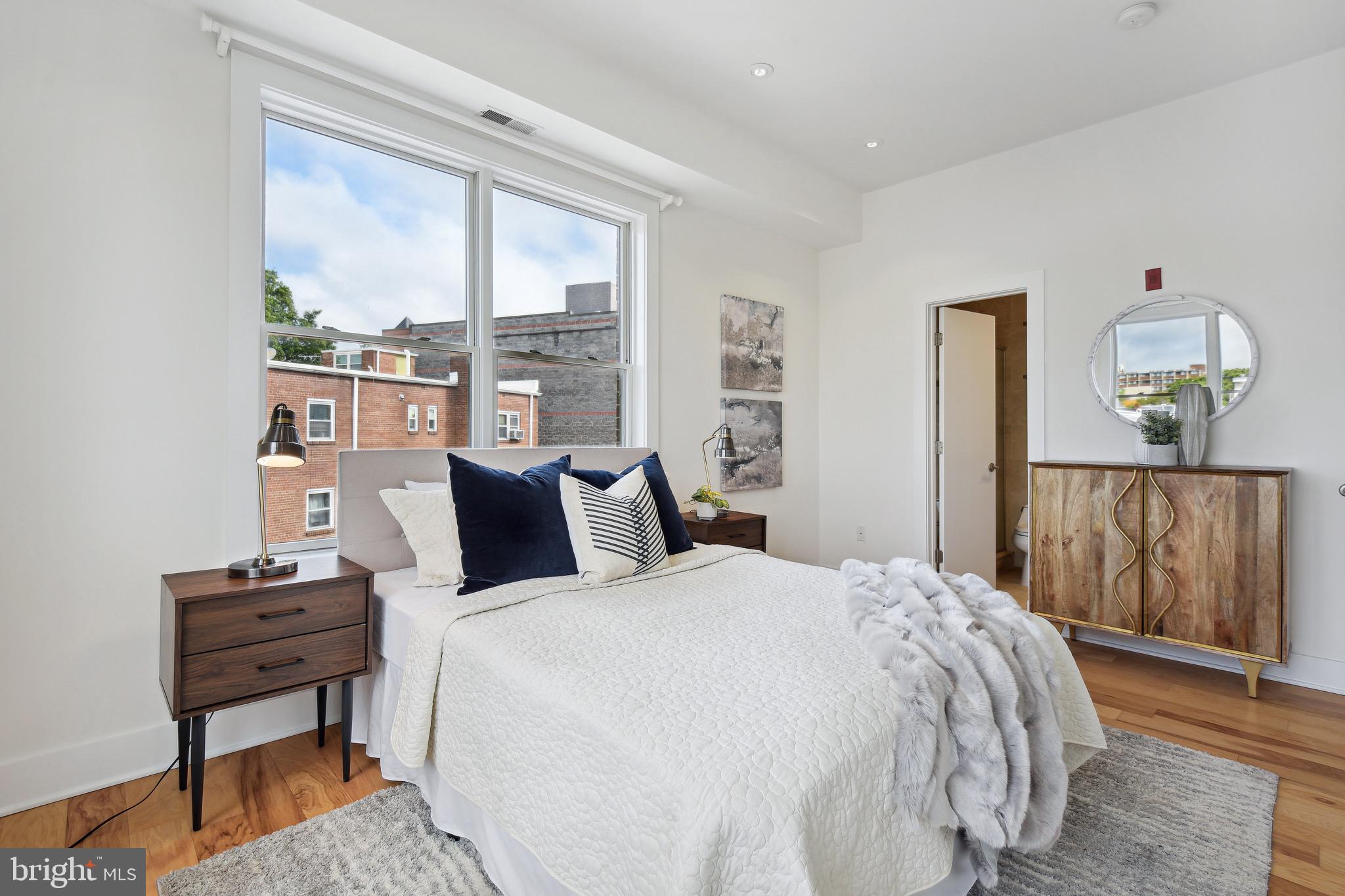 449 R STREET NW Unit: 301
