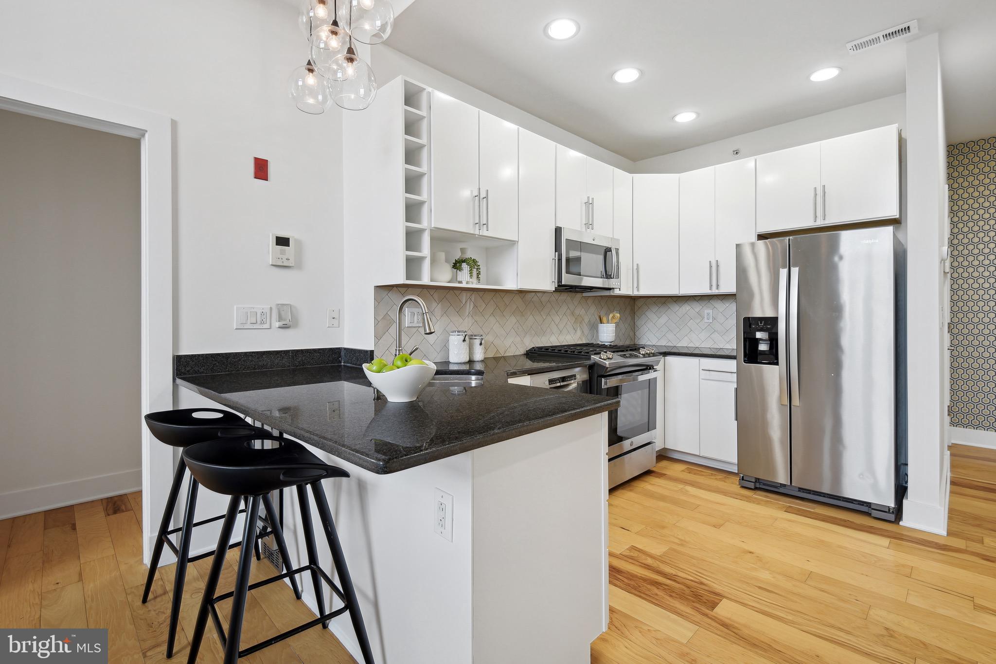 449 R STREET NW Unit: 301