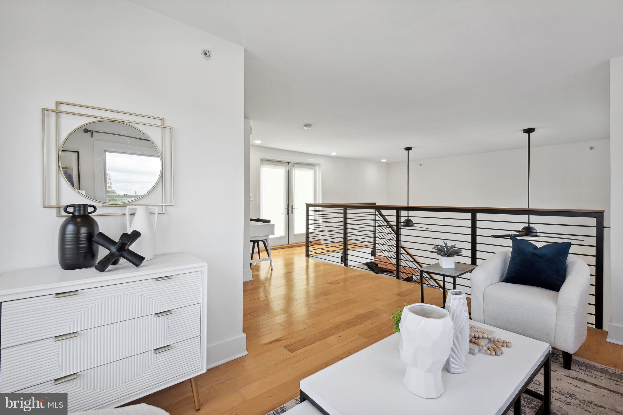 449 R STREET NW Unit: 301