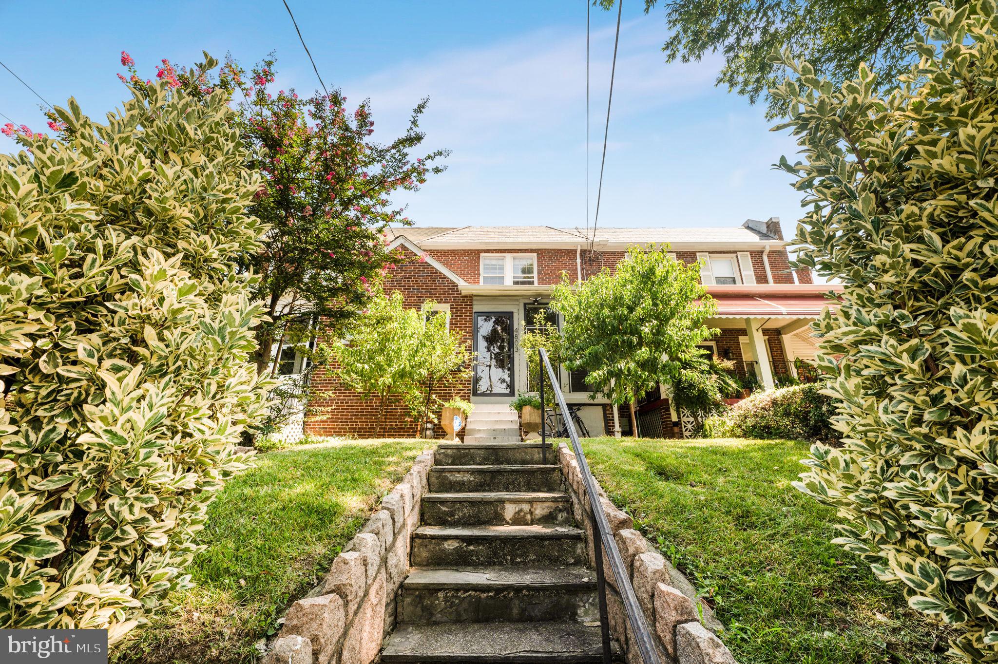 4803 S Dakota NE