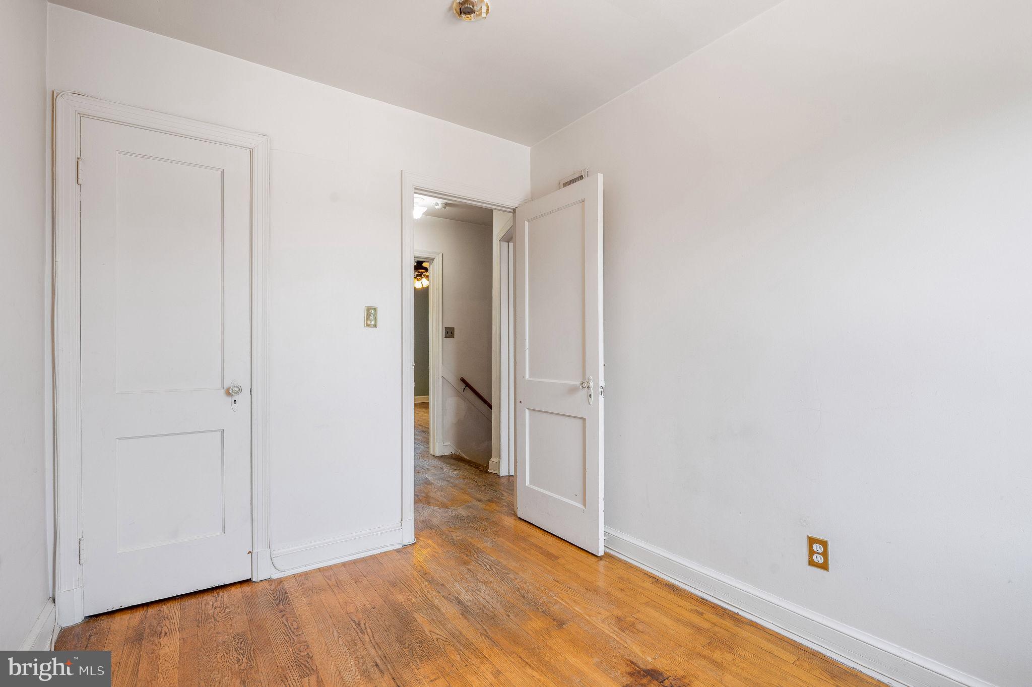 4803 S Dakota NE