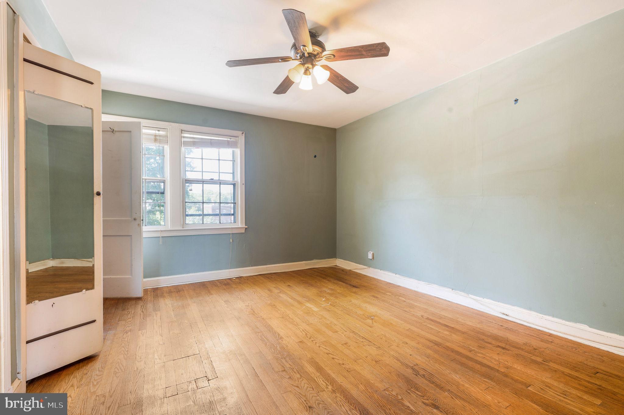 4803 S Dakota NE