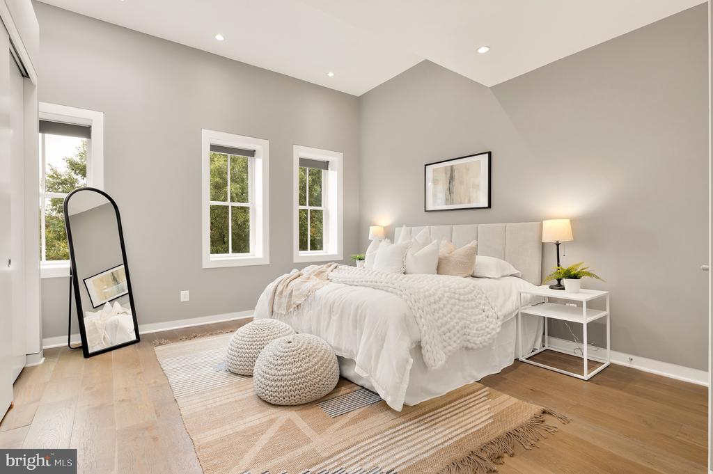 1501 Vermont Ave NW #3
