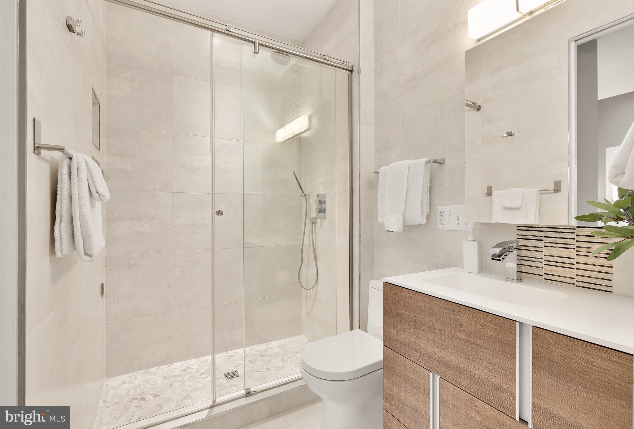 1501 Vermont Ave NW #3