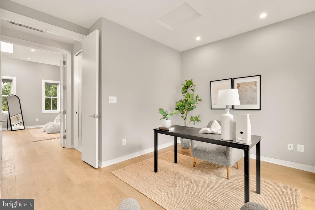 1501 Vermont Ave NW #3