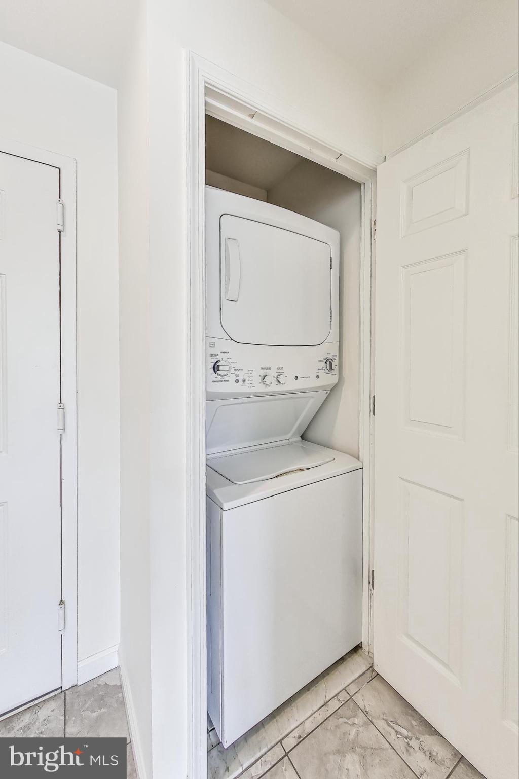 2001 12th St NW #412