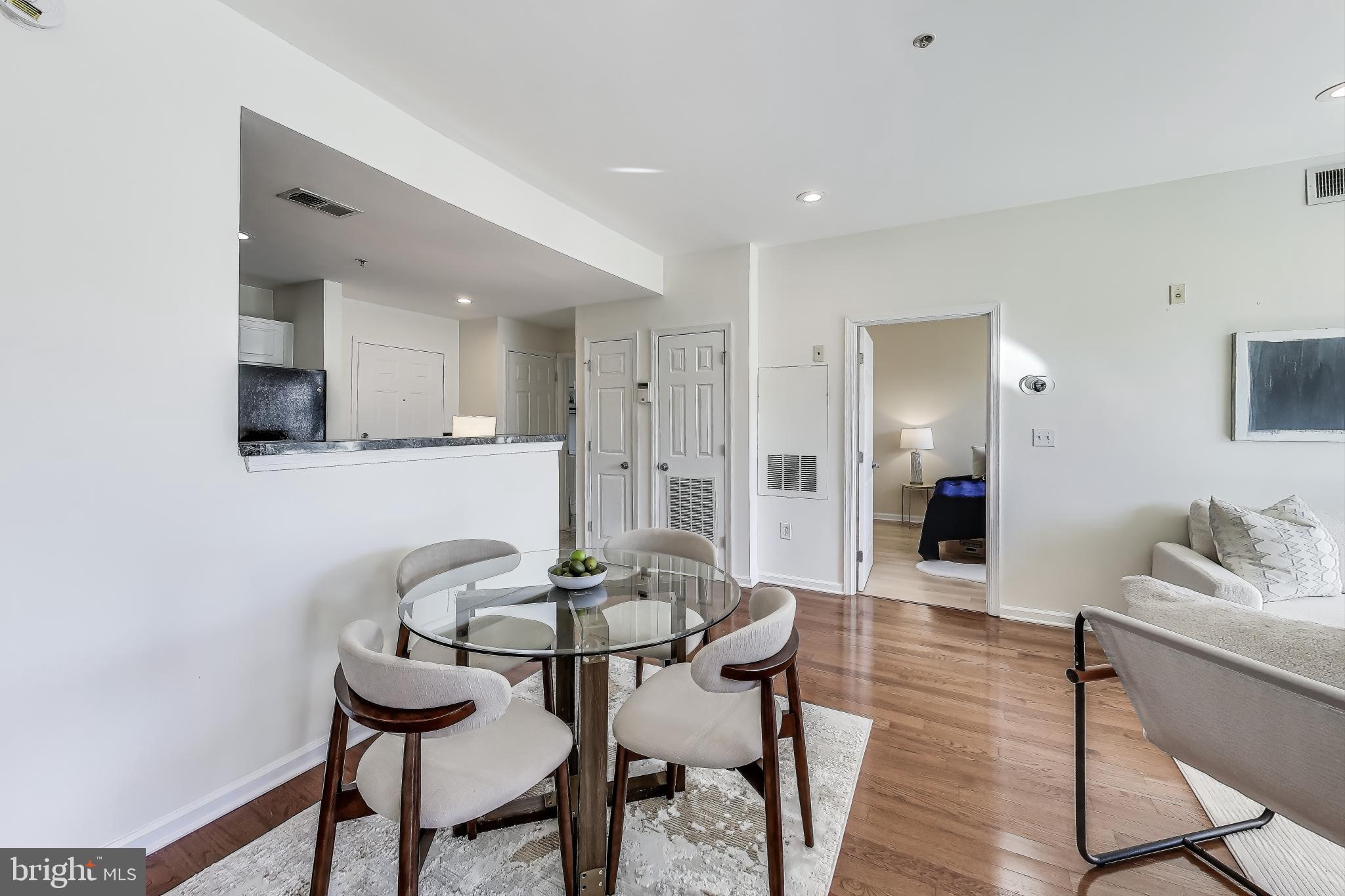 2001 12th St NW #412