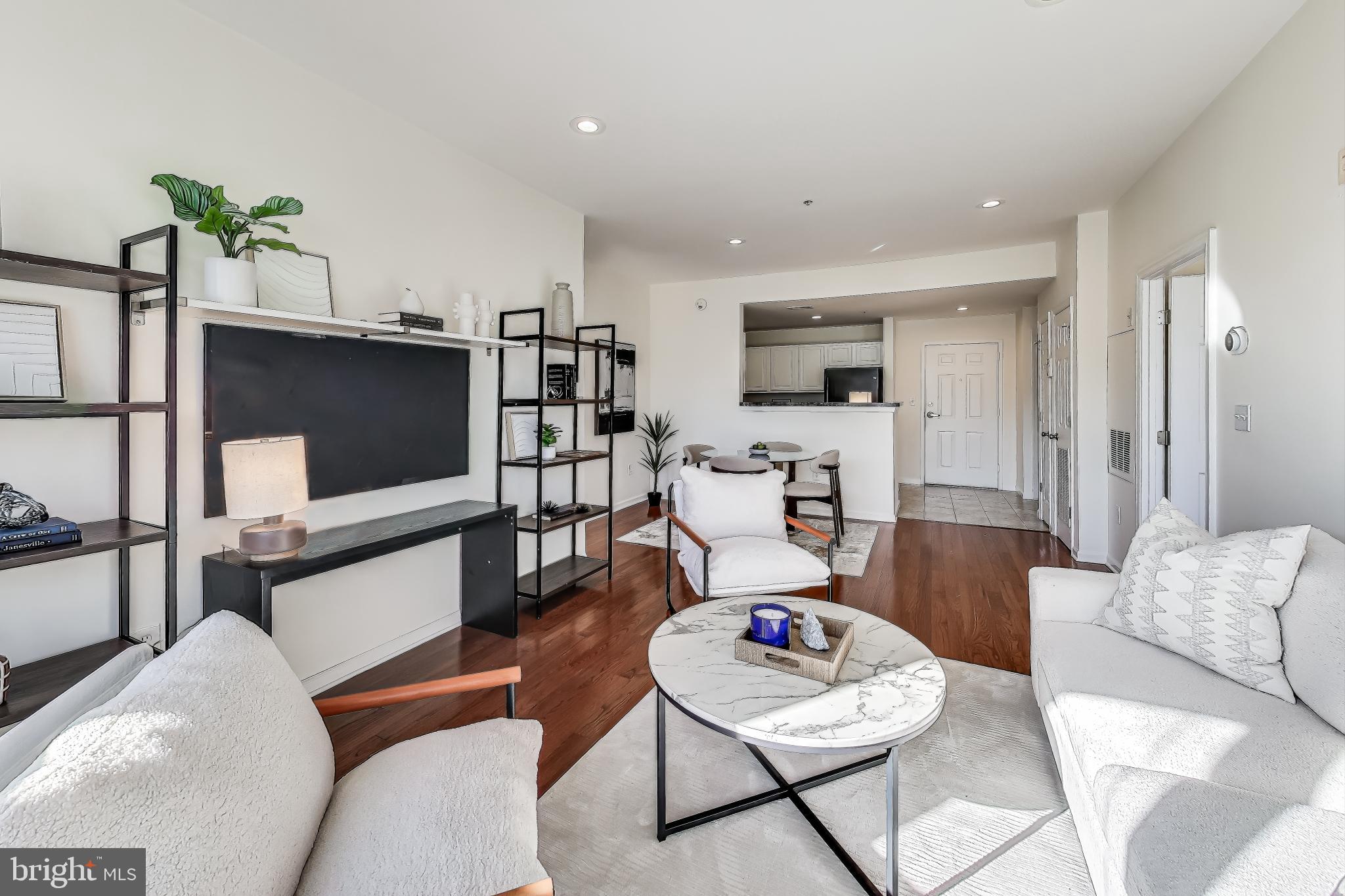 2001 12th St NW #412