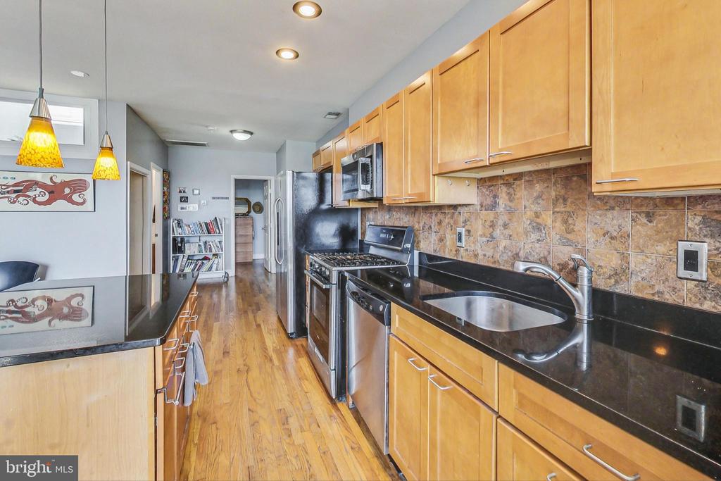 1653 Trinidad Ave NE #4