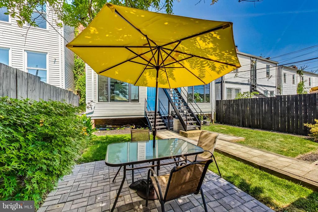 1653 Trinidad Ave NE #4