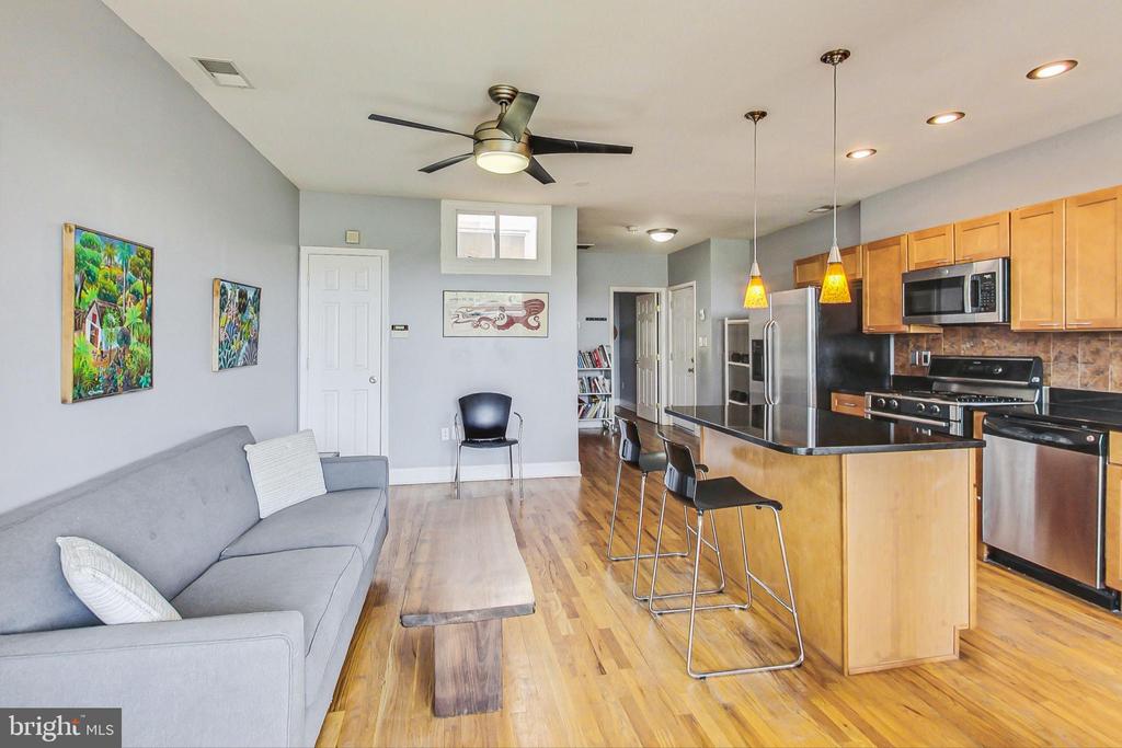 1653 Trinidad Ave NE #4