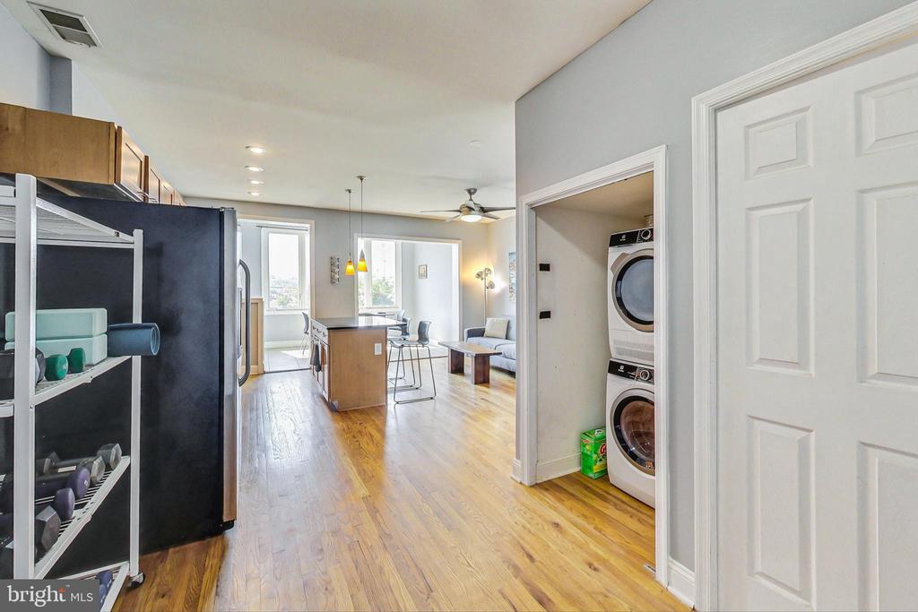 1653 Trinidad Ave NE #4