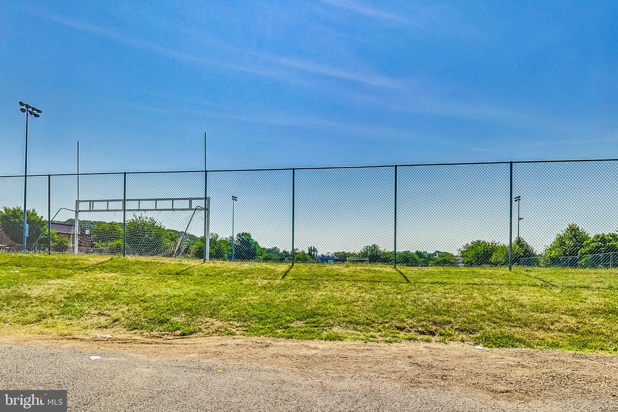 1653 Trinidad Ave NE #4