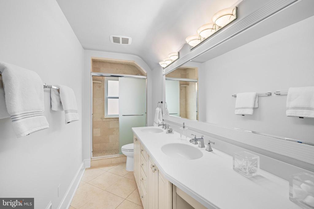 3121 Appleton St NW