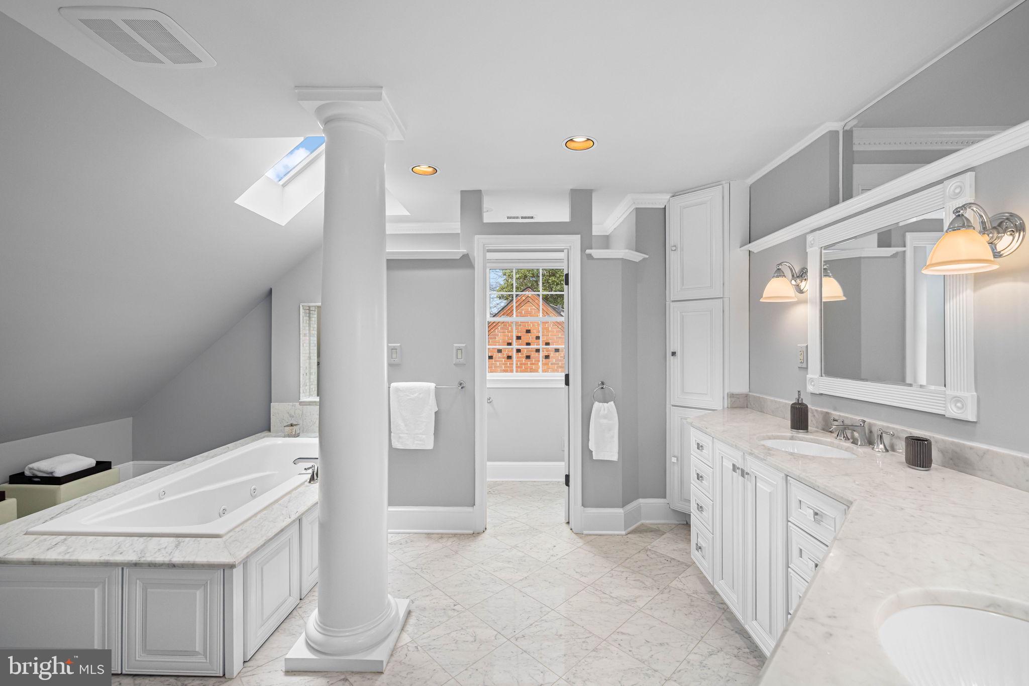 3121 Appleton St NW