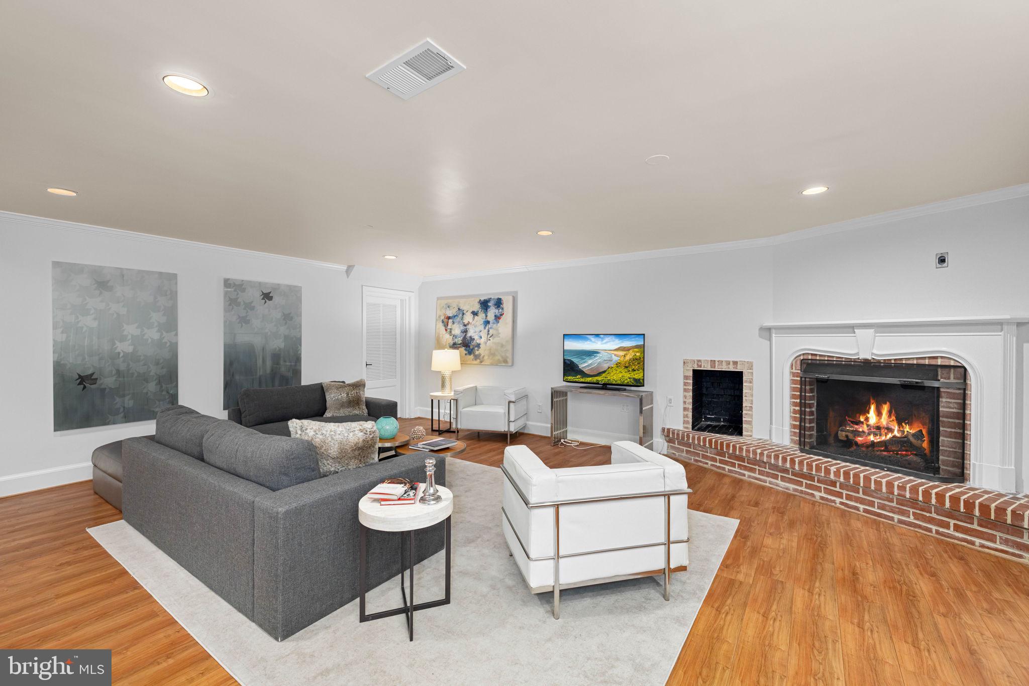 3121 Appleton St NW