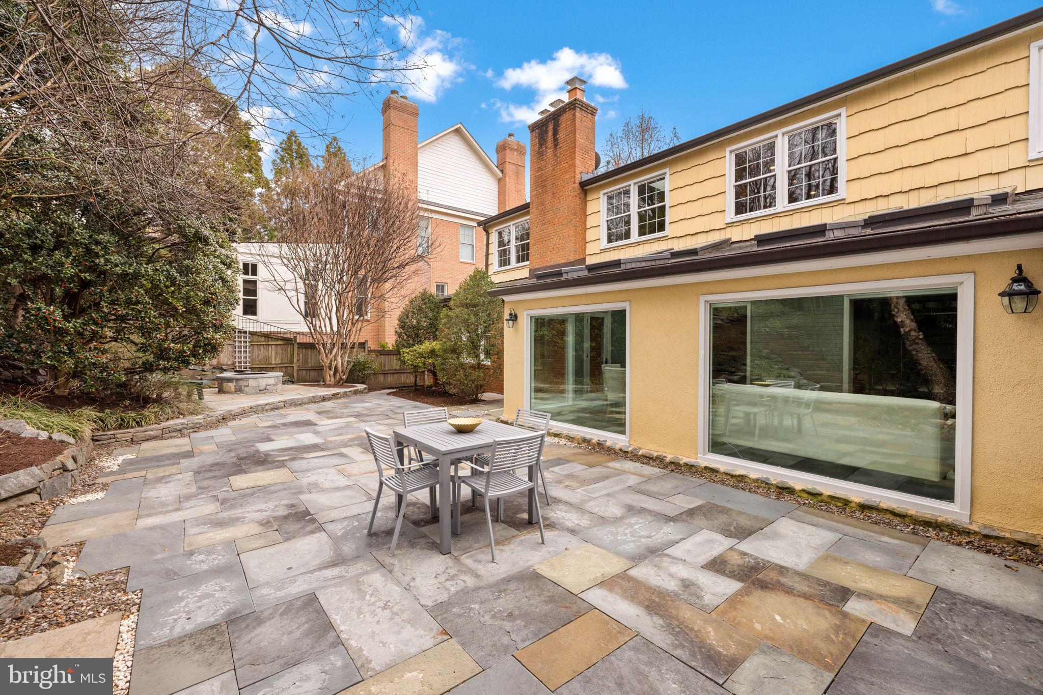 3121 Appleton St NW