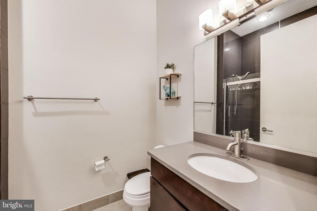 1307 Clifton St NW #22