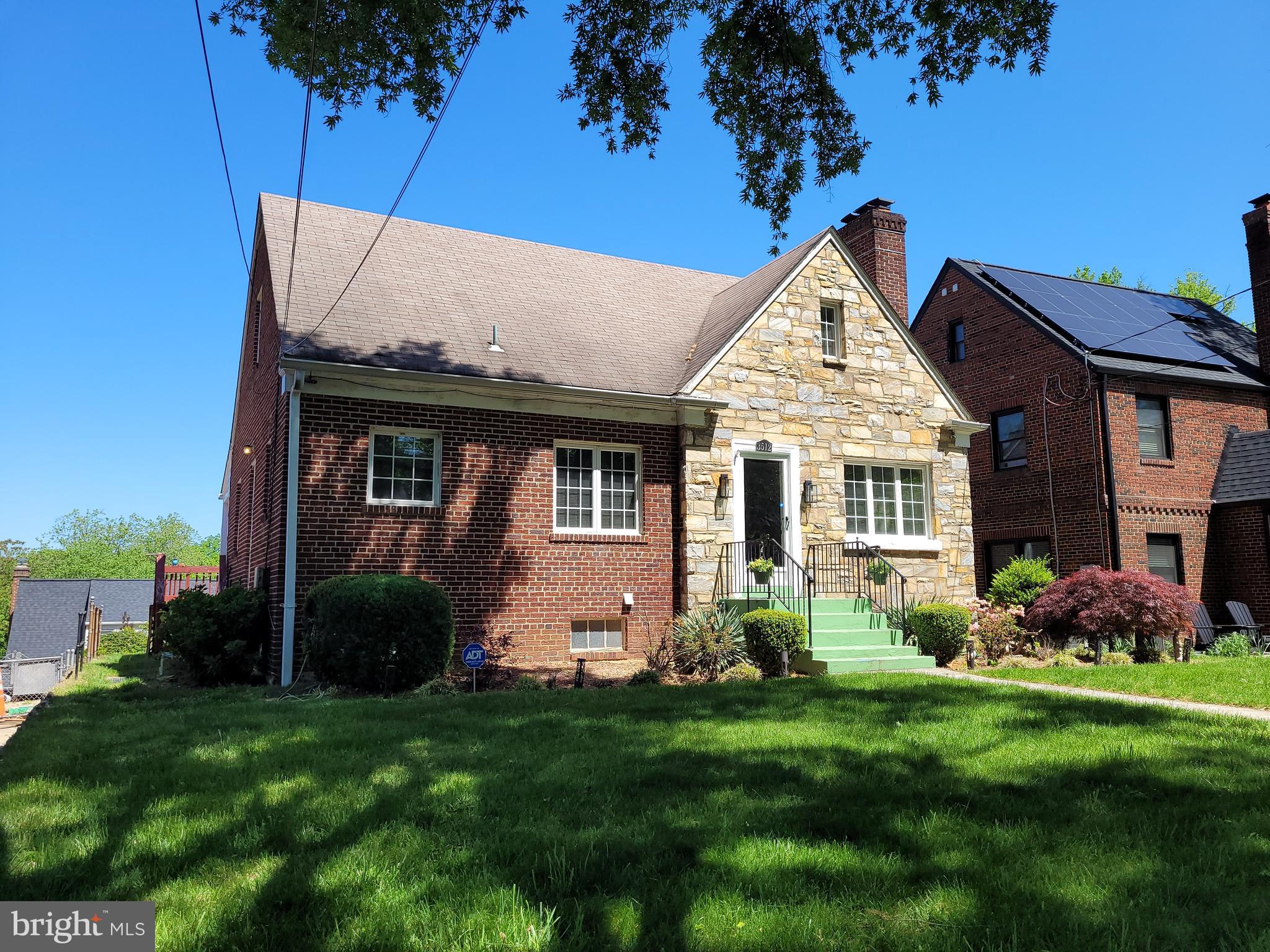 3512 Carpenter St SE