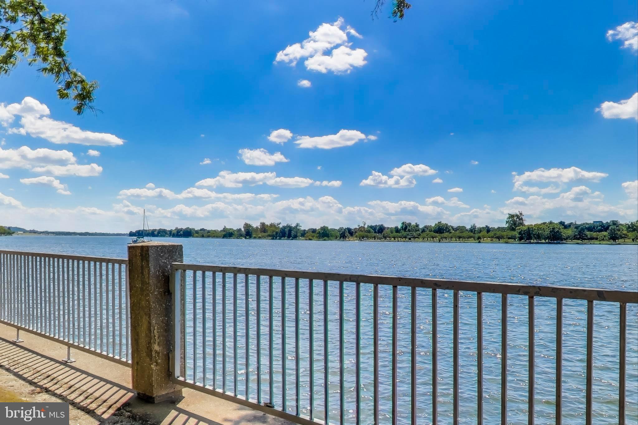 1435 4TH STREET SW B609