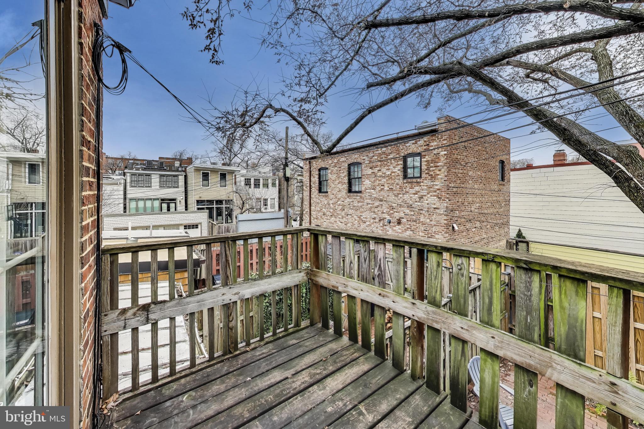 407 A STREET NE