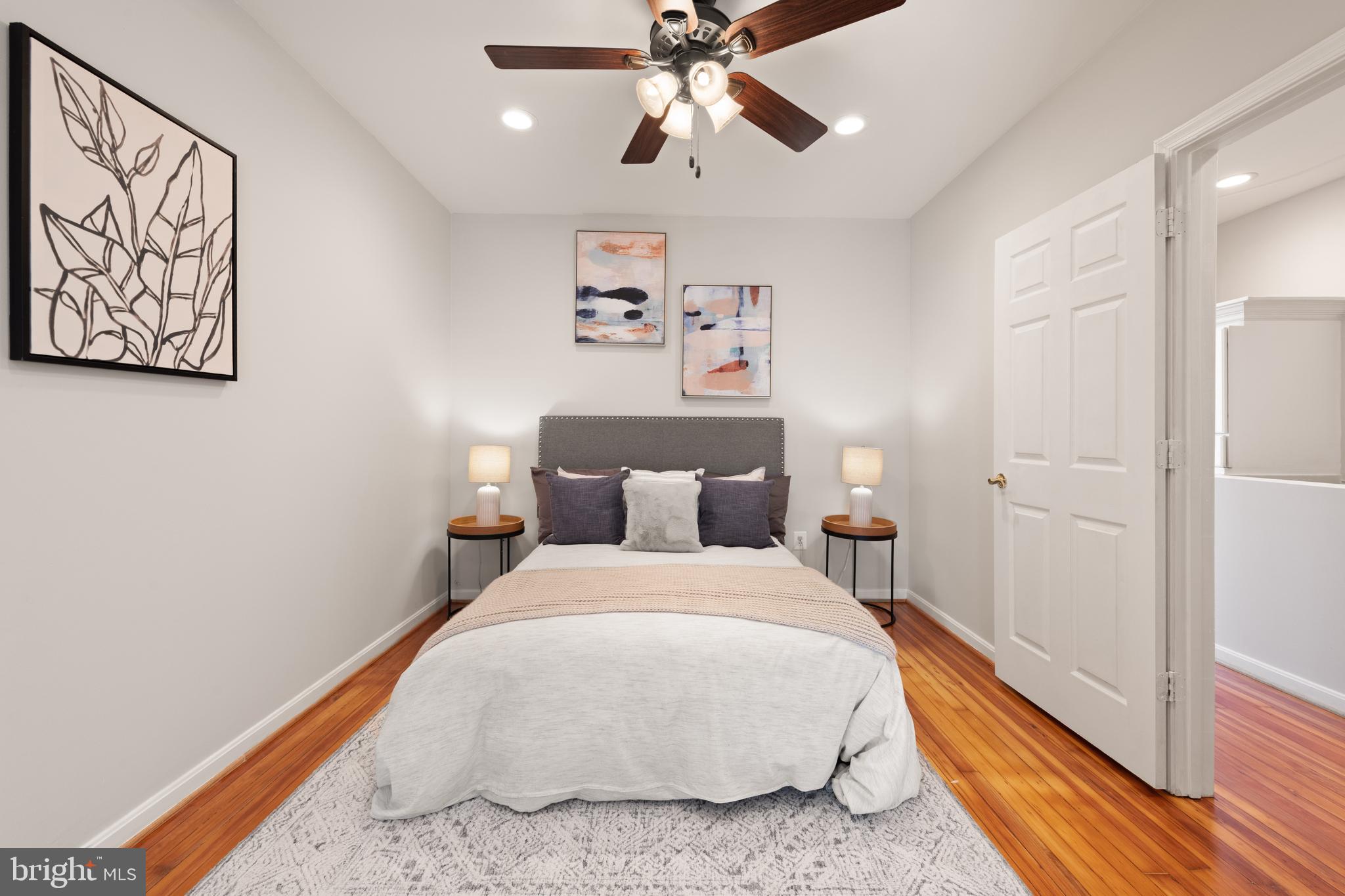 1427 MORSE STREET NE