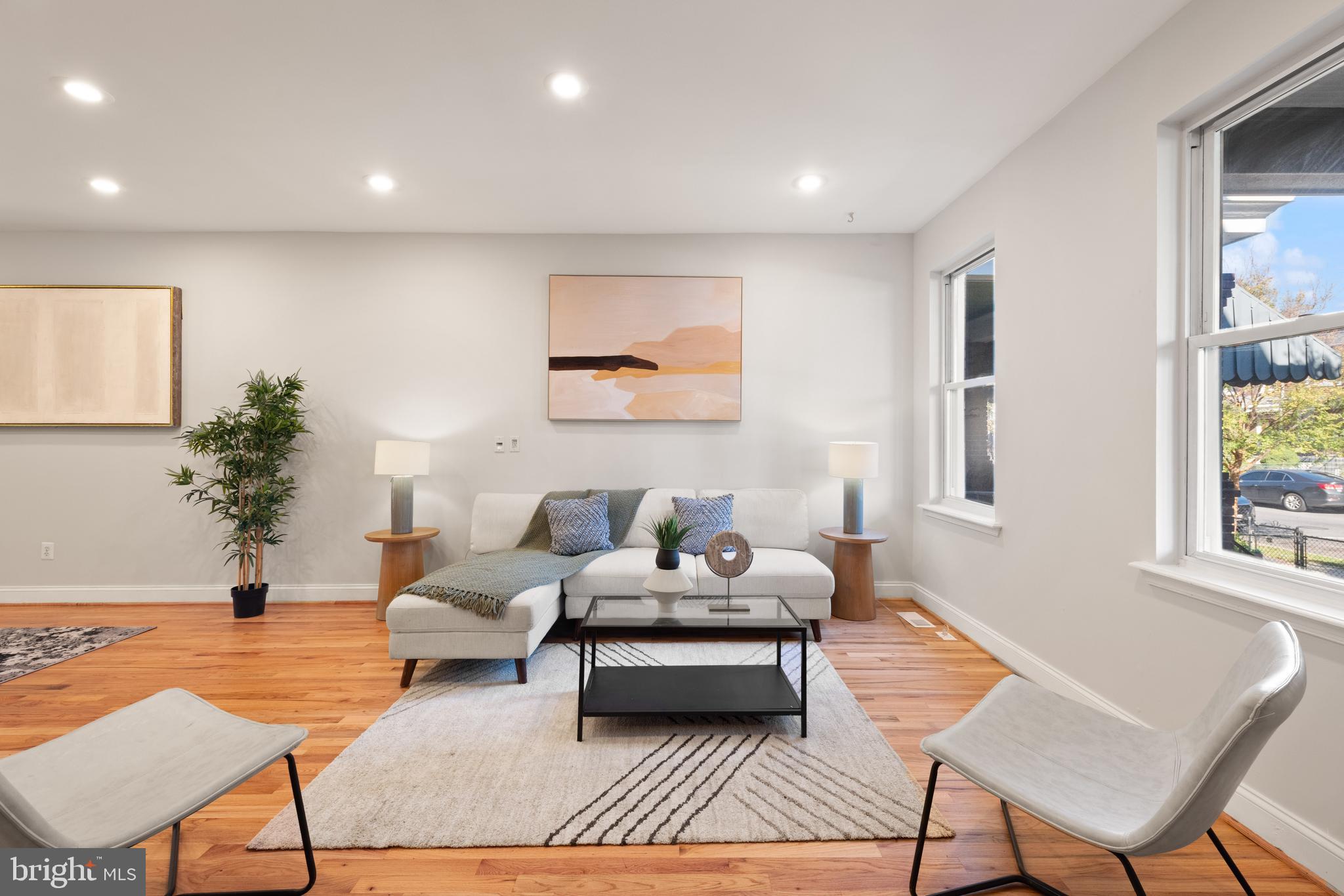 1427 MORSE STREET NE