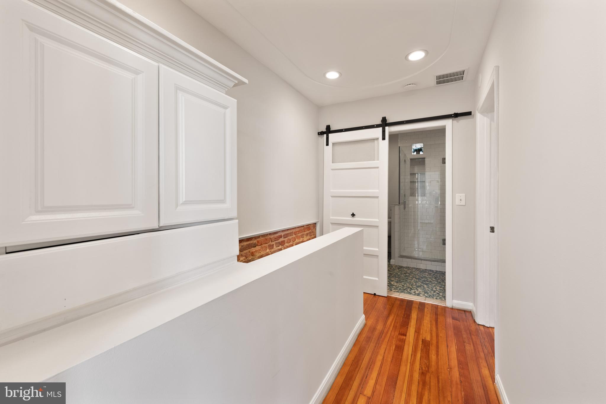 1427 MORSE STREET NE