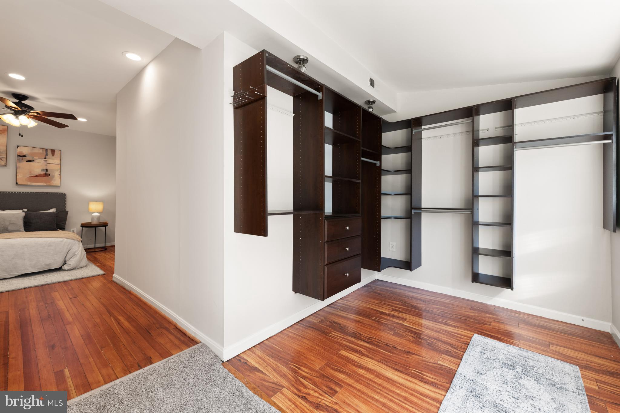 1427 MORSE STREET NE