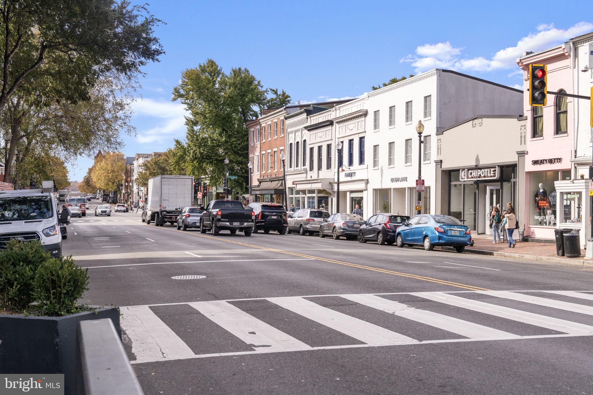 3303 WATER STREET NW 4B