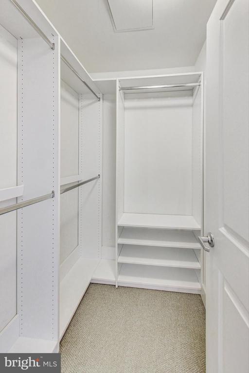 2301 CHAMPLAIN STREET NW Unit: T04