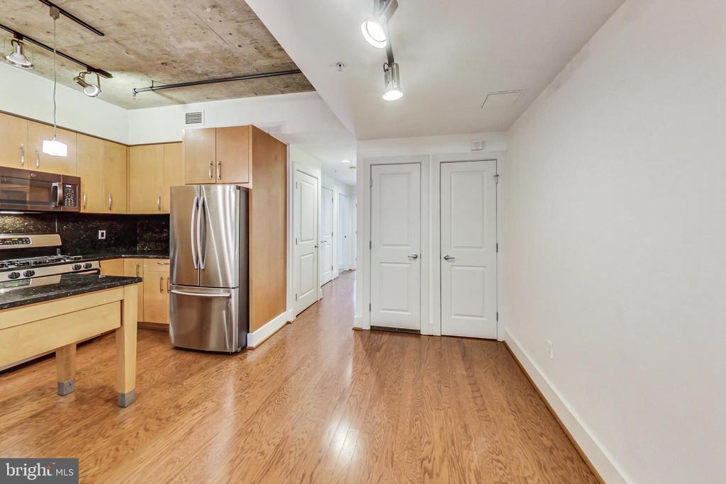 2301 CHAMPLAIN STREET NW Unit: T04