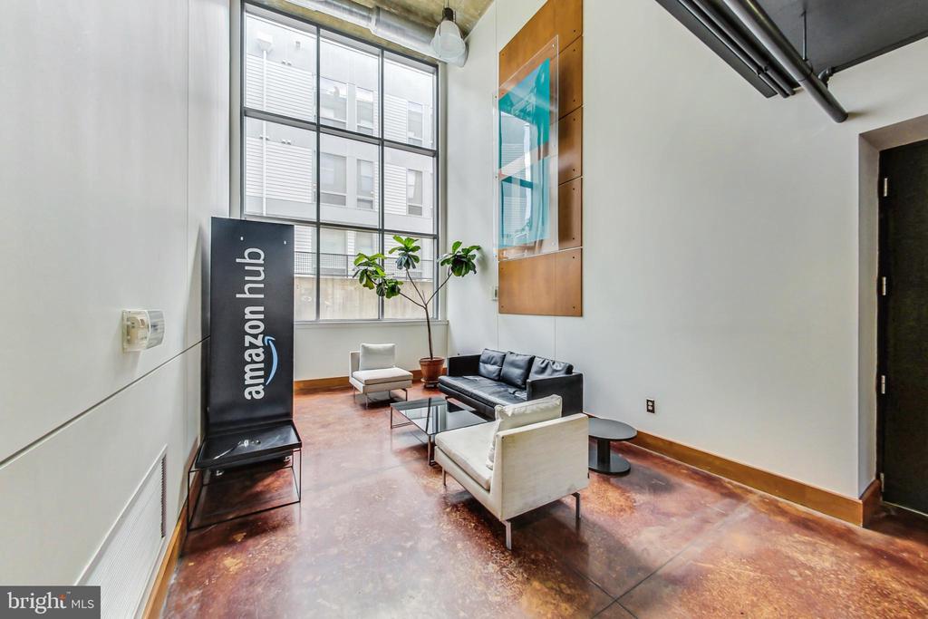 2301 CHAMPLAIN STREET NW Unit: T04