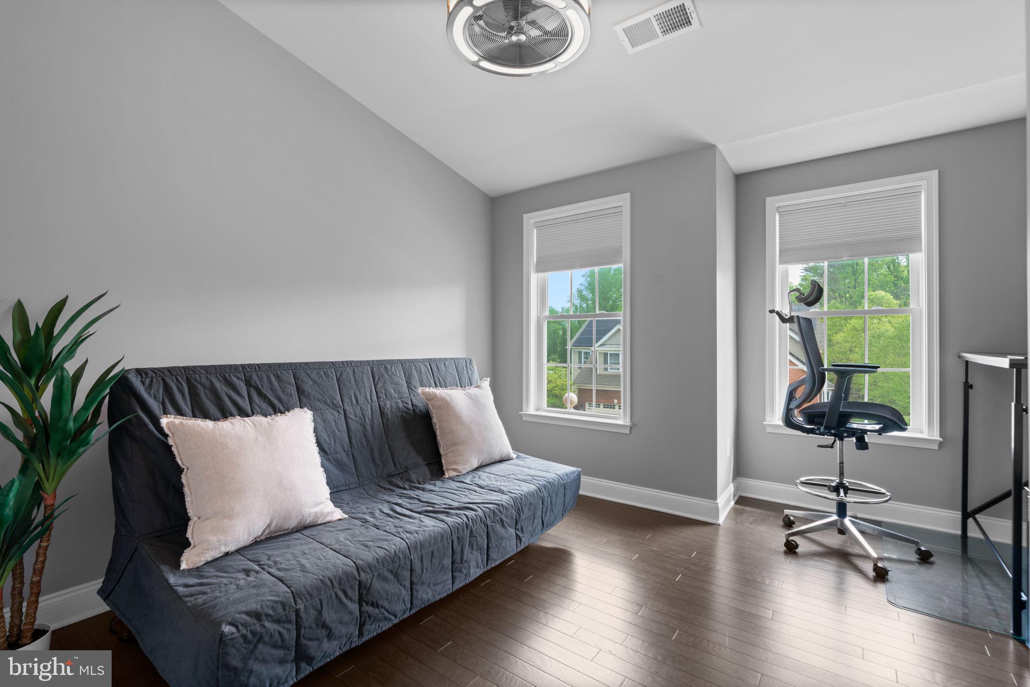 8506 Pine Springs Dr