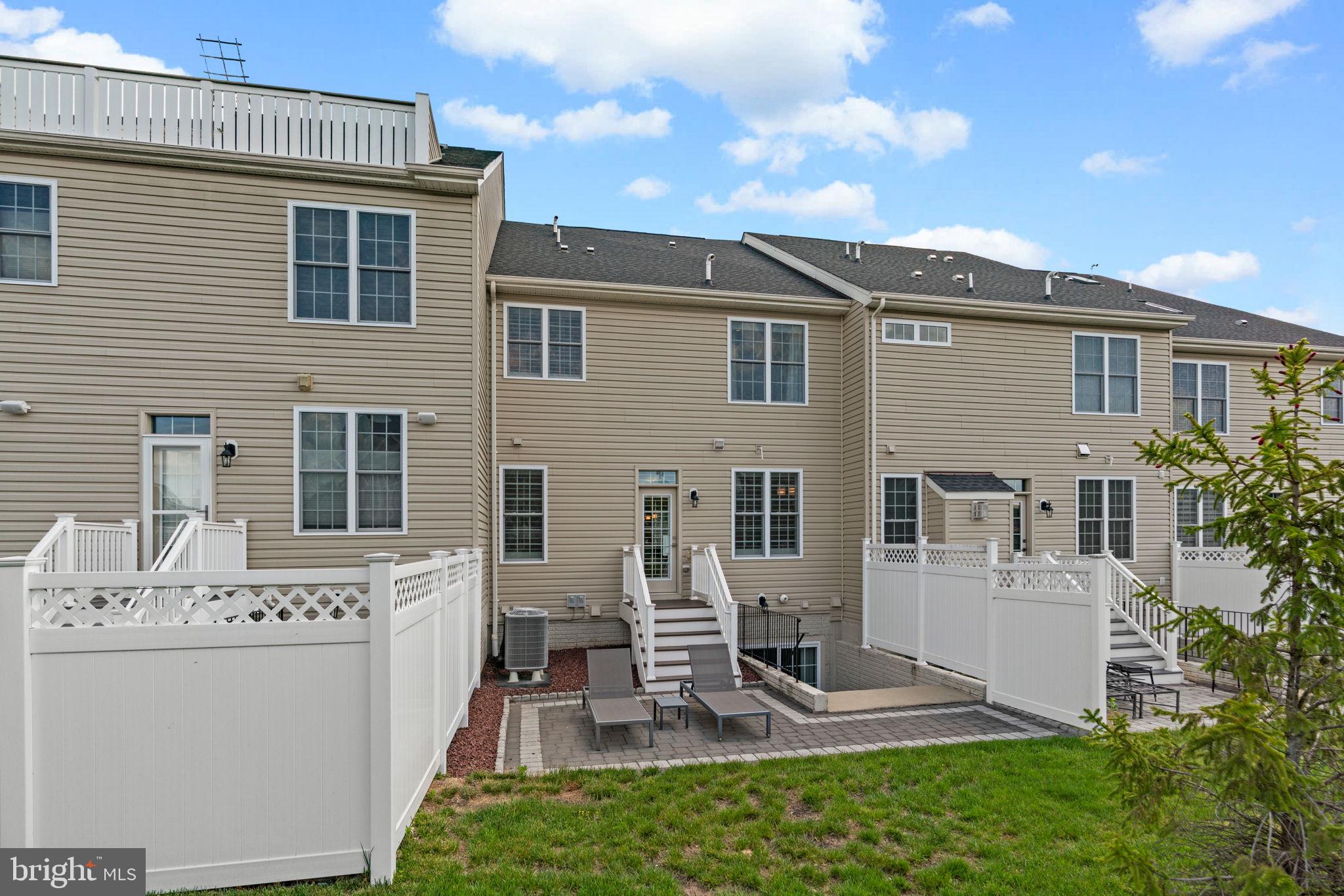 8506 Pine Springs Dr