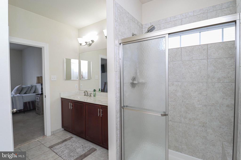 7419 OSPREY LANDING DRIVE