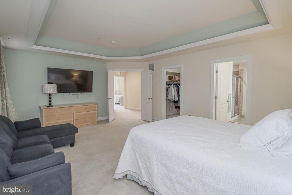 7419 OSPREY LANDING DRIVE