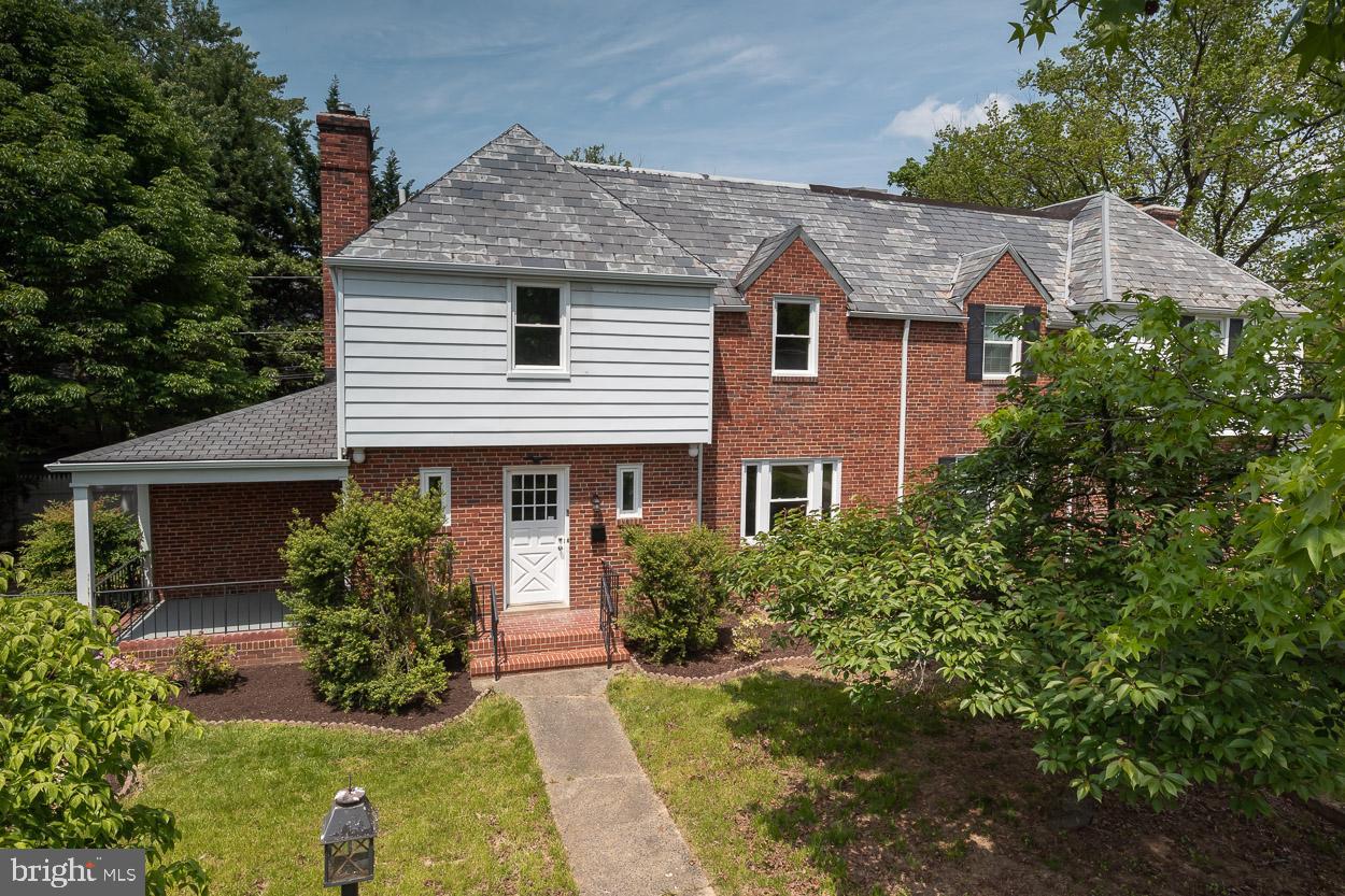 310 Eastway Ct