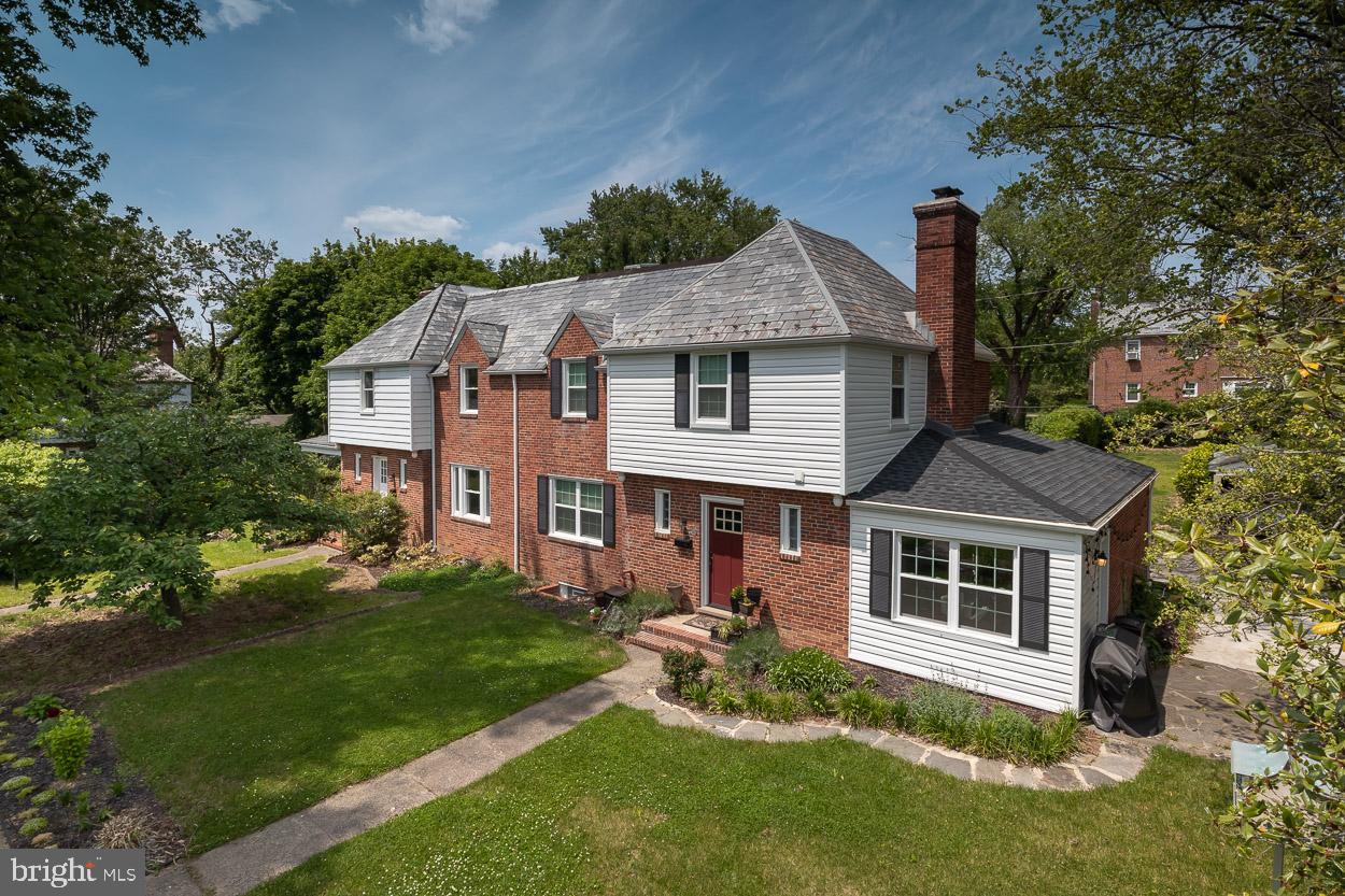 310 Eastway Ct